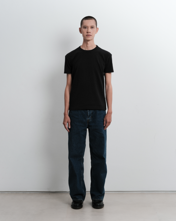 The Black Fitted T-shirt