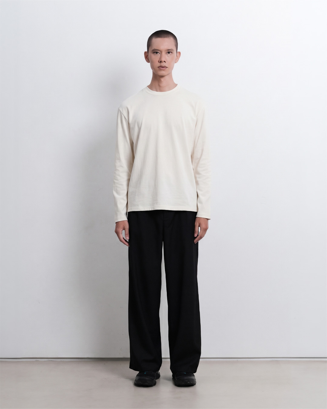 The White Long Sleeve T-shirt