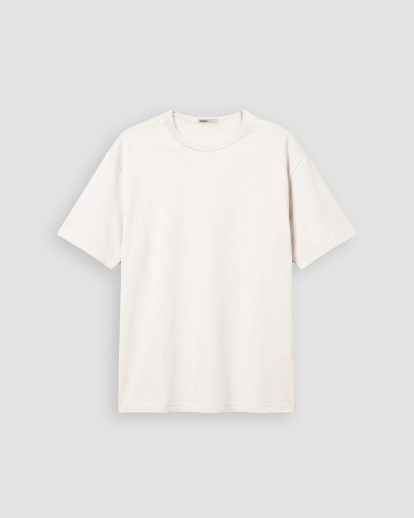 Flat lay of the Regular T-shirt in Cloud Dancer